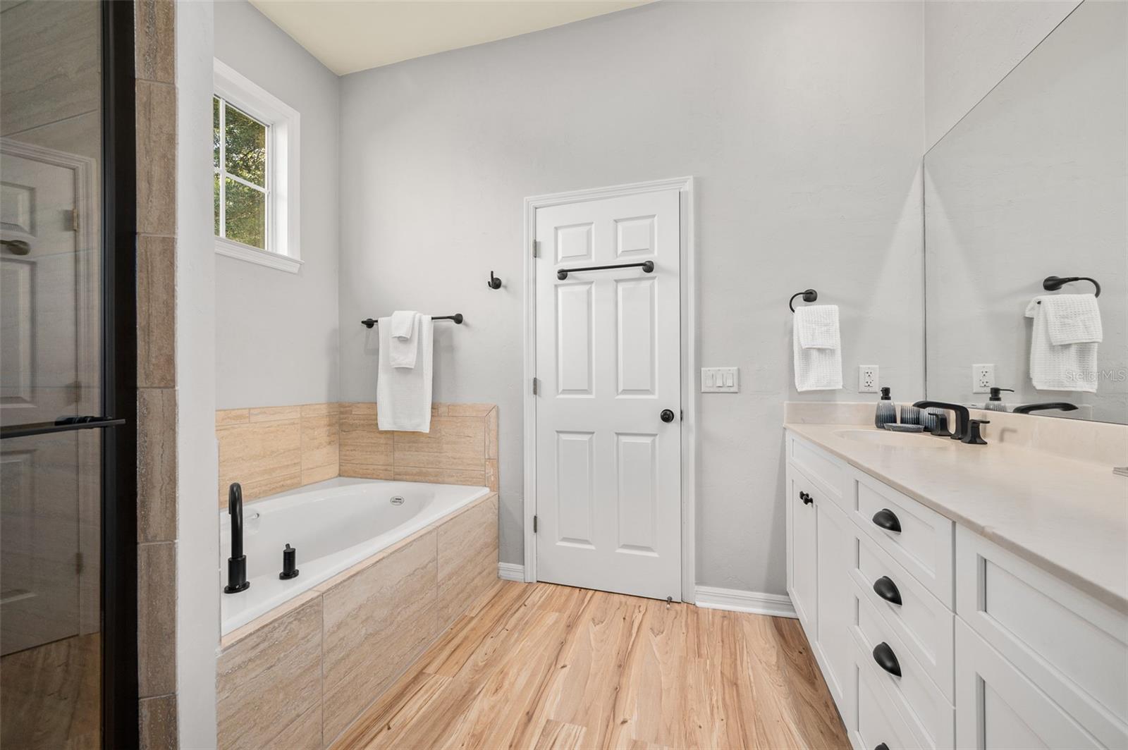 Image 22 of 37 For 6377 88th Terrace