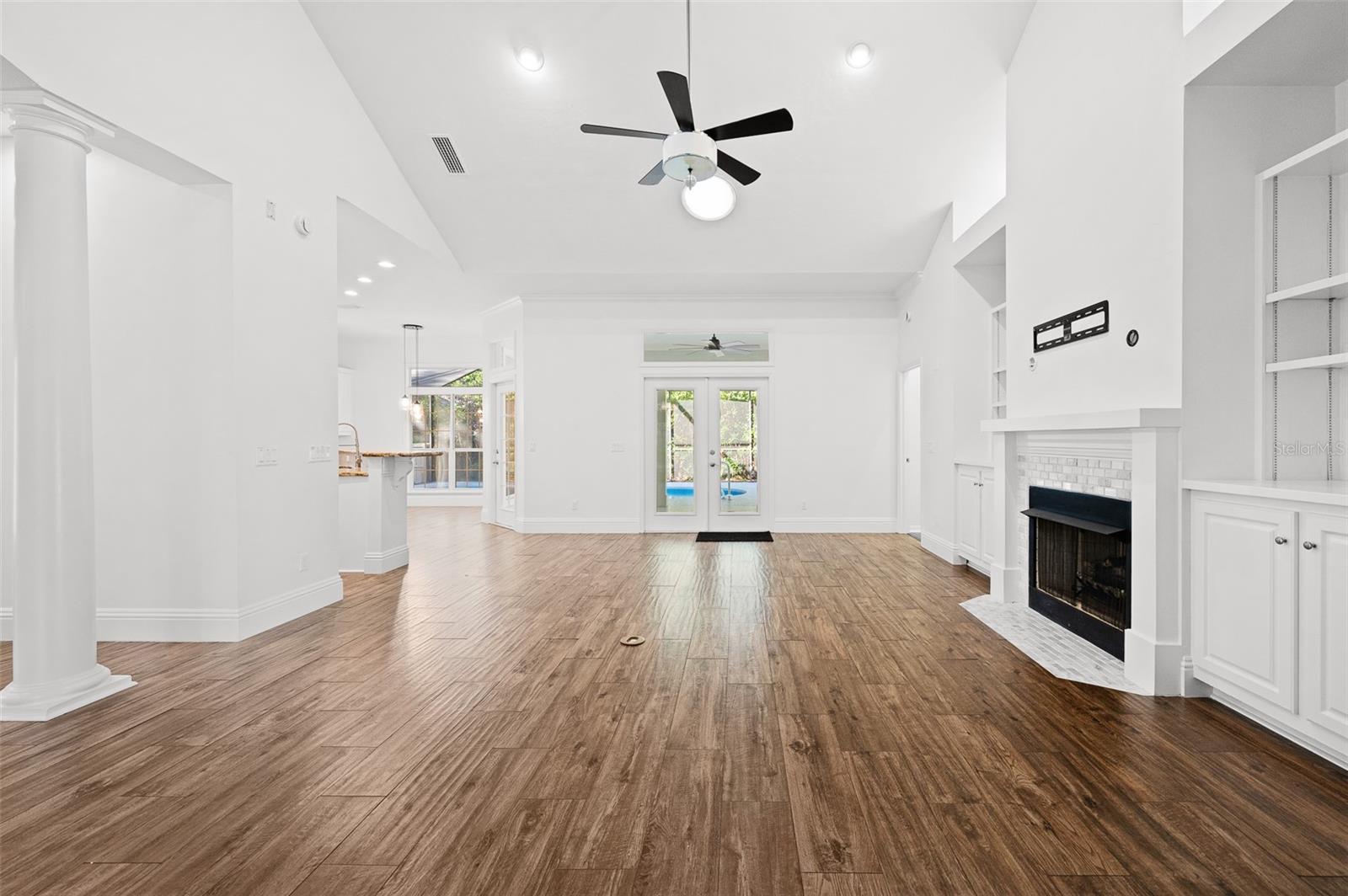 Image 6 of 46 For 9702 35th Lane