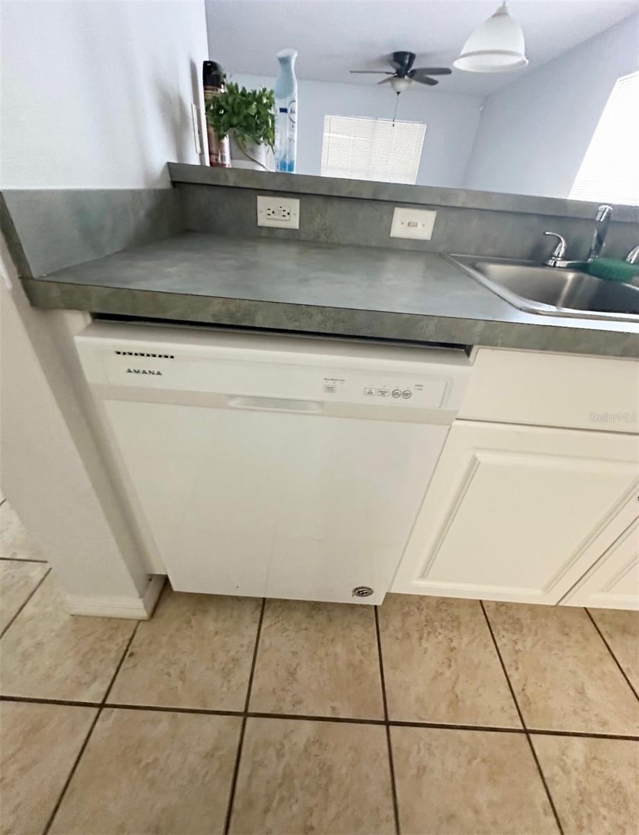 Image 5 of 8 For 2306 42nd Drive 140