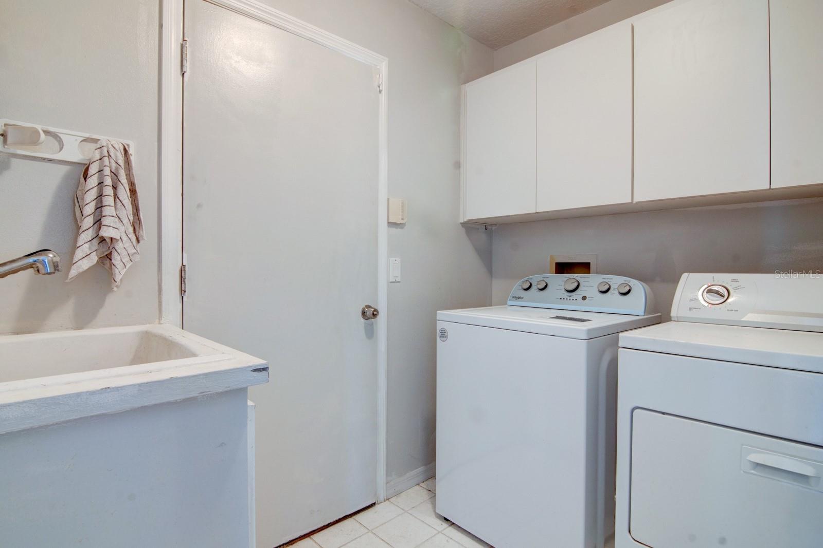 Image 22 of 28 For 119 Forest Oak Place