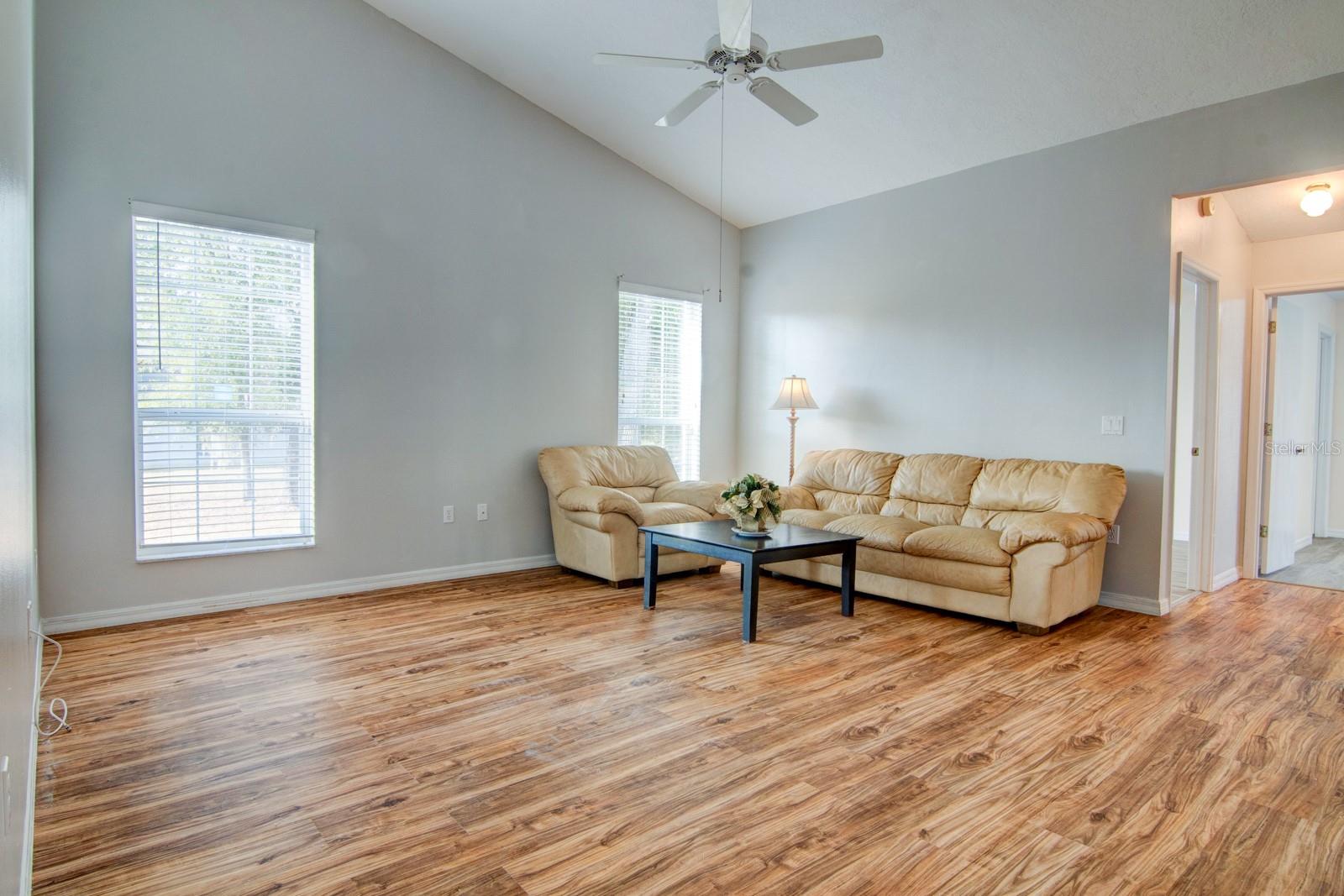 Image 8 of 28 For 119 Forest Oak Place