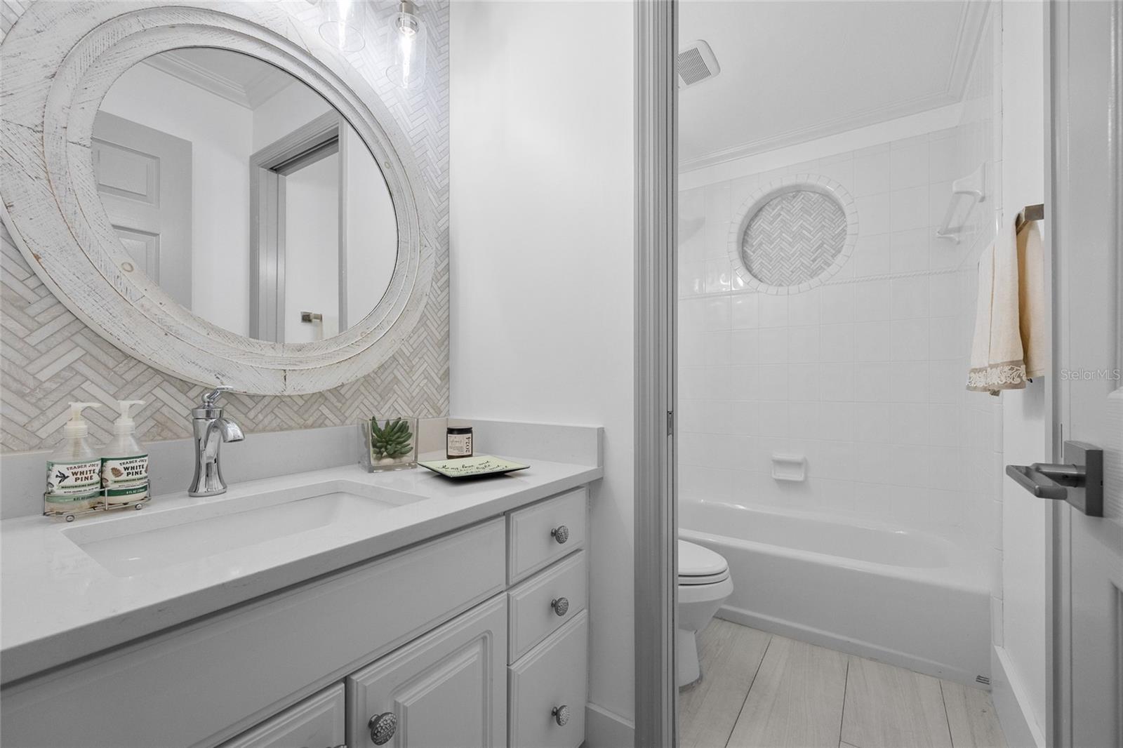 Image 25 of 84 For 12003 112th Avenue