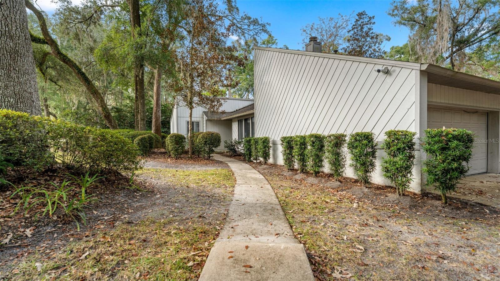 Image 8 of 40 For 302 77th Terrace