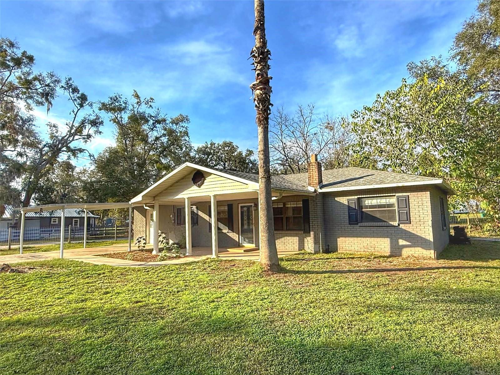 Image 3 of 14 For 825 3rd Avenue