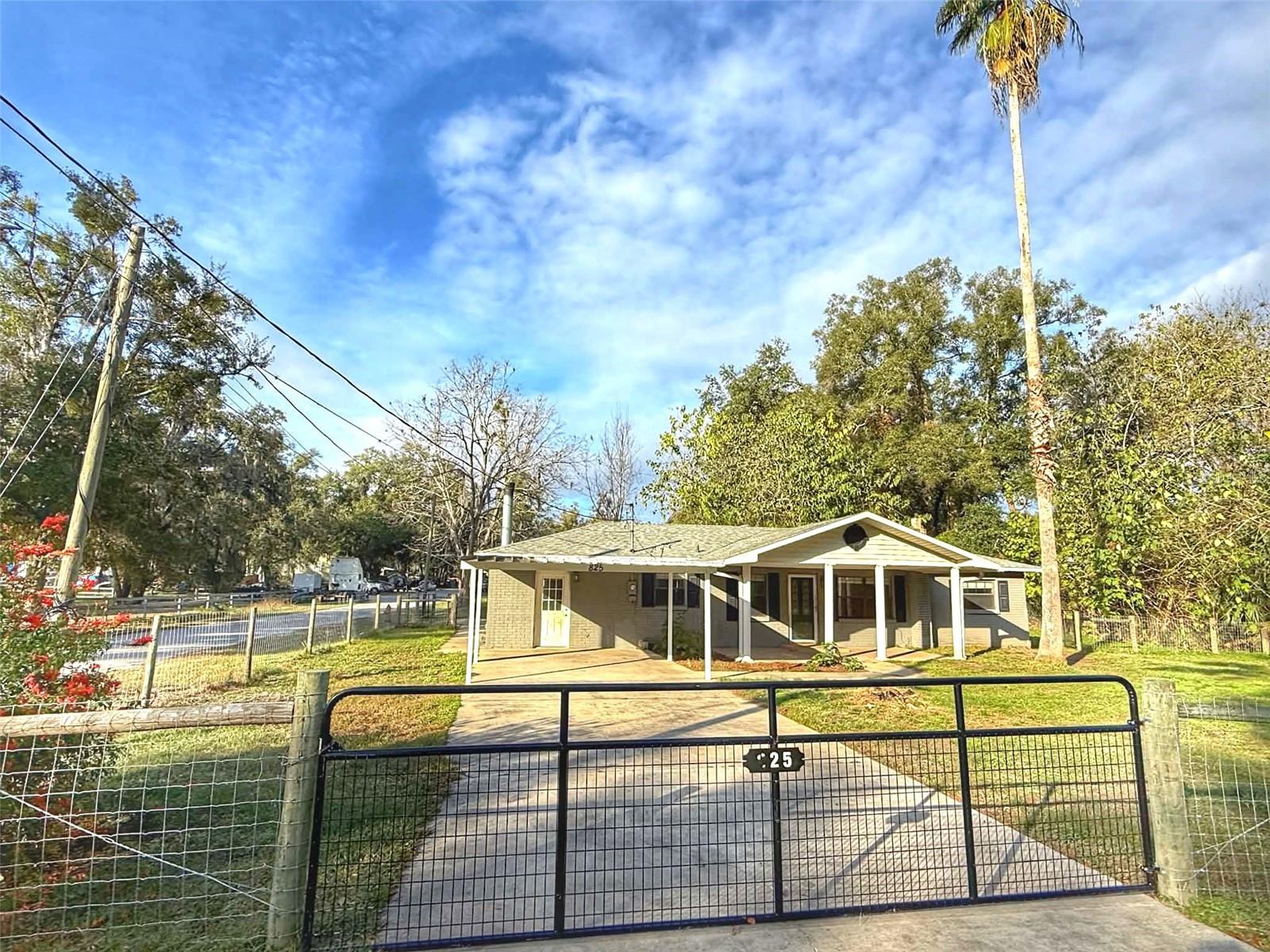 Image 4 of 14 For 825 3rd Avenue