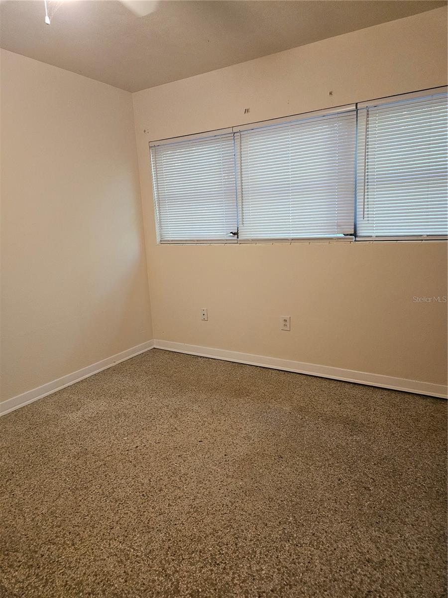 Image 11 of 18 For 930-932 6th Avenue