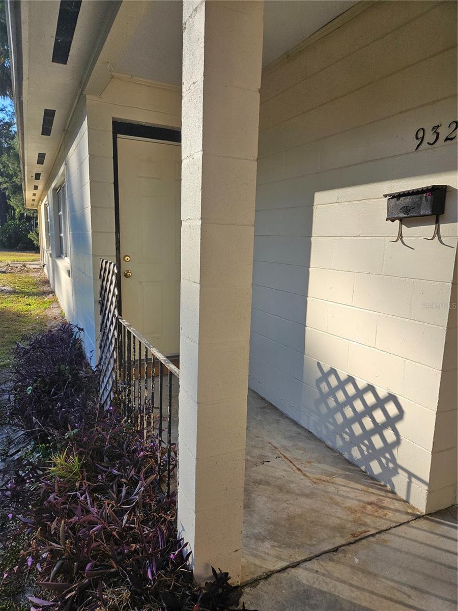 Image 4 of 18 For 930-932 6th Avenue