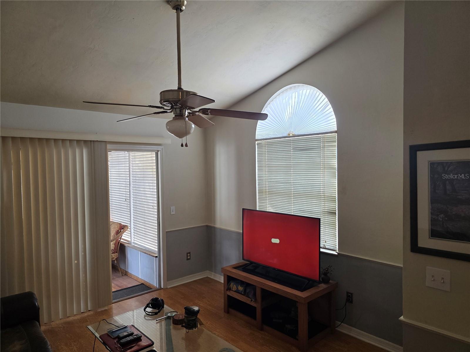 Image 6 of 37 For 1931 73rd Street