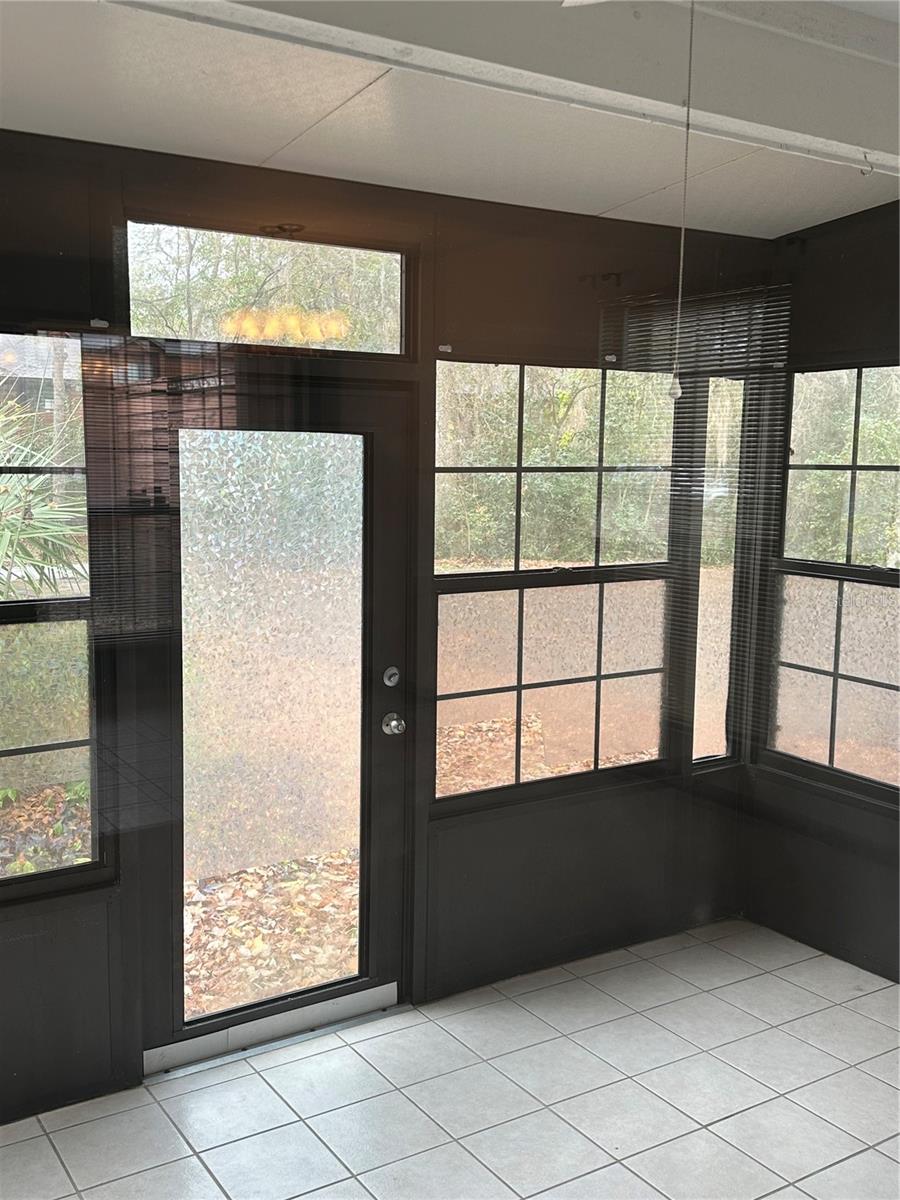 Image 4 of 4 For 822 56th Terrace