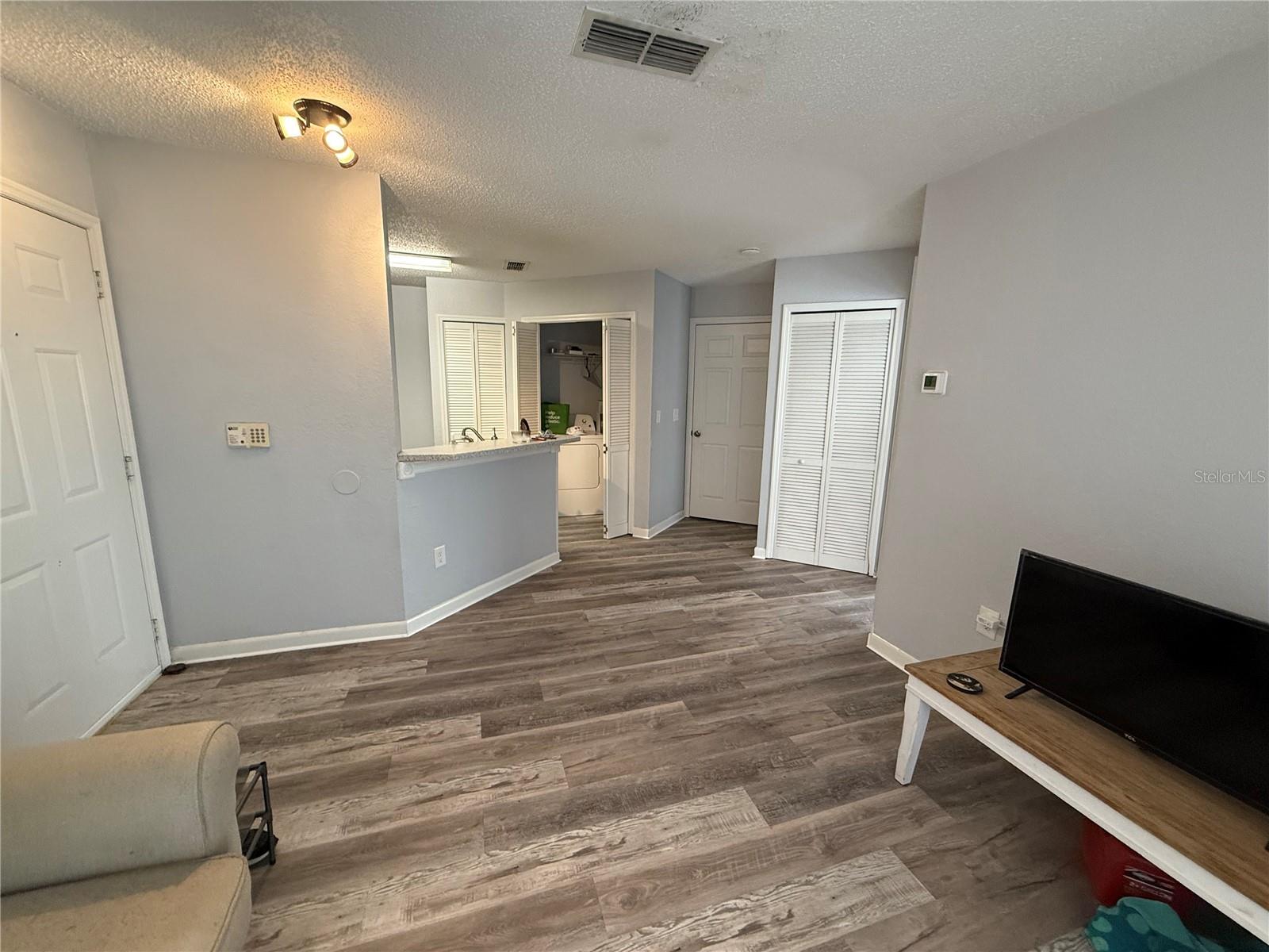 Image 13 of 18 For 3705 27th Street 812