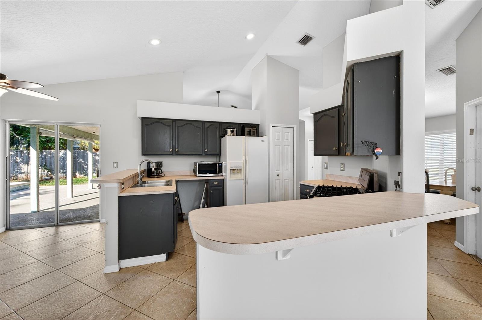 Image 23 of 45 For 5102 Cocoplum Avenue