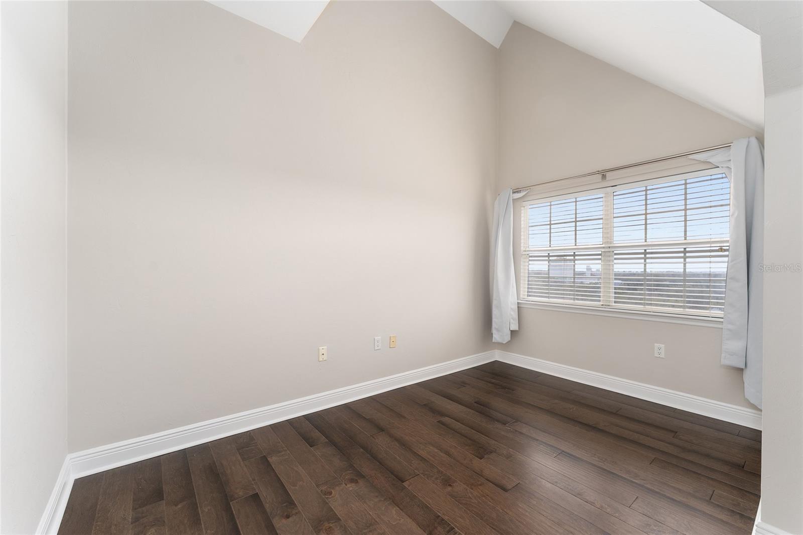 Image 30 of 59 For 201 2nd Avenue 418