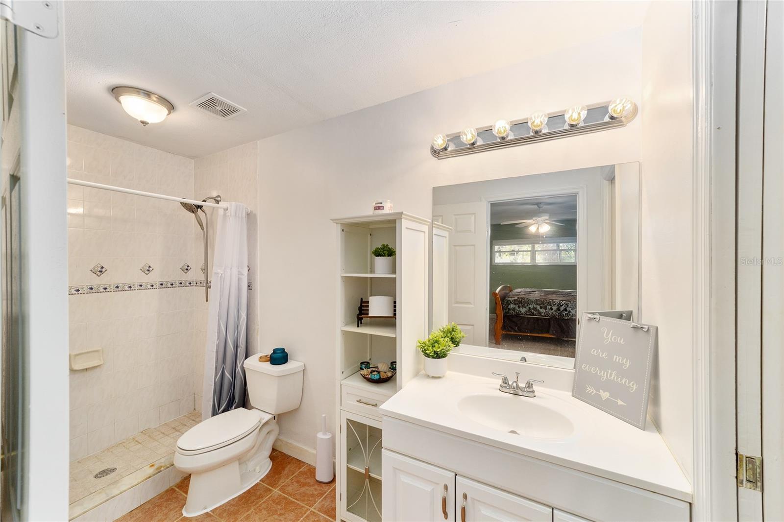 Image 19 of 37 For 5417 33rd Street