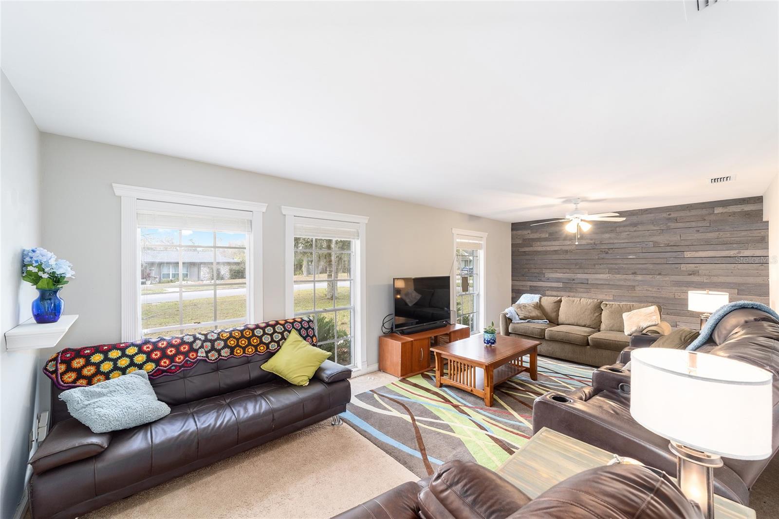 Image 5 of 37 For 5417 33rd Street