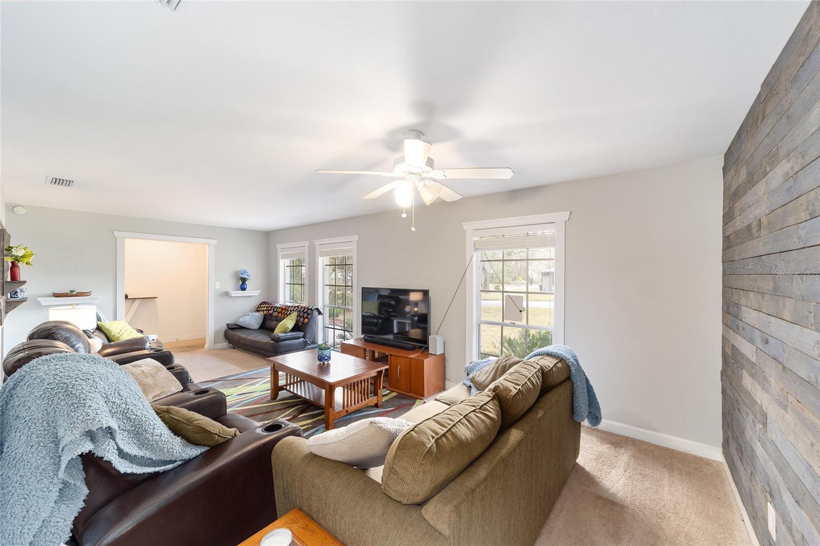 Image 6 of 37 For 5417 33rd Street