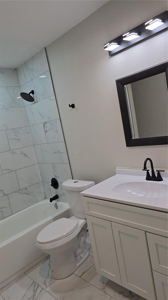 Image 5 of 10 For 1504 12th Place