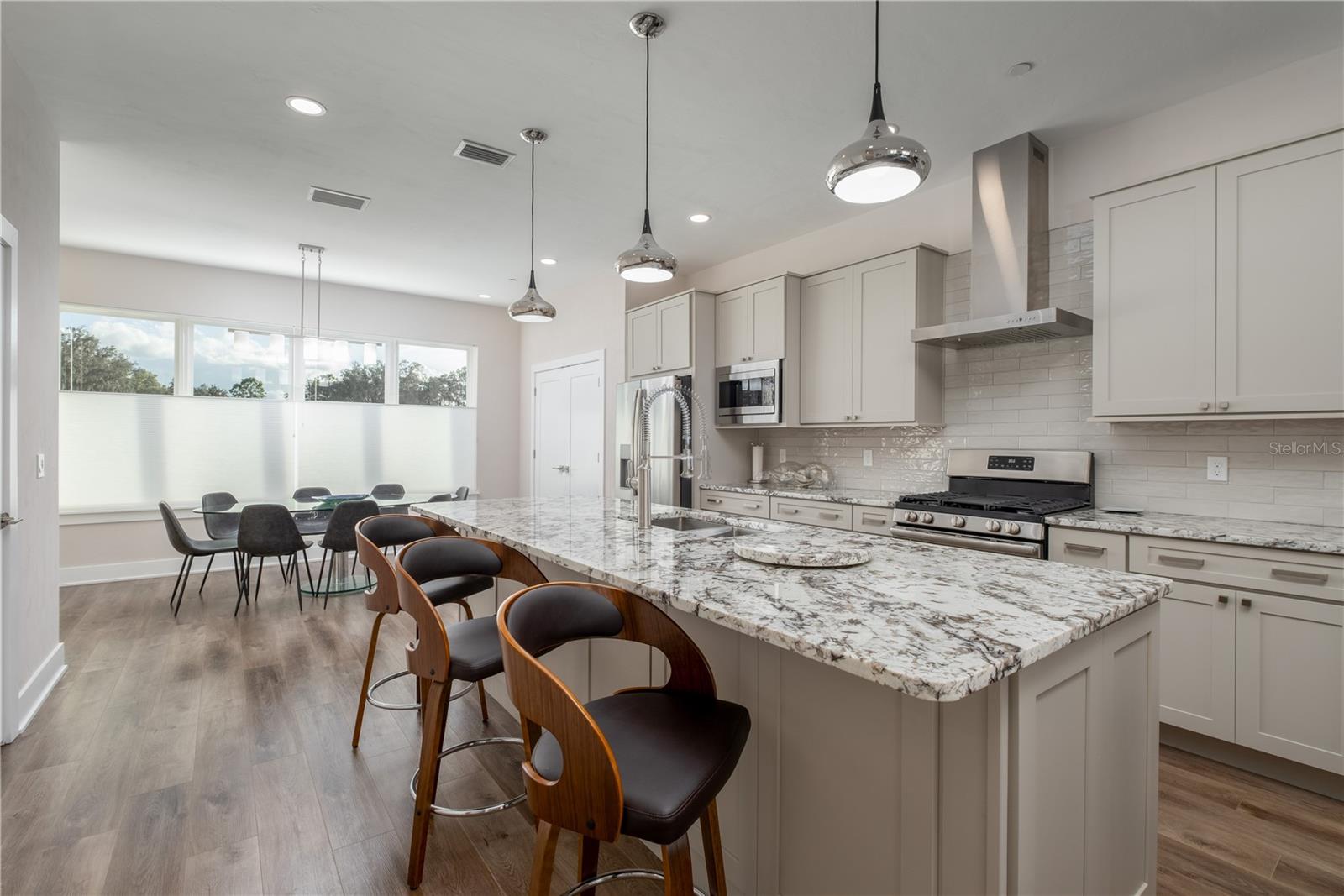 Image 3 of 30 For 5001 34th Place