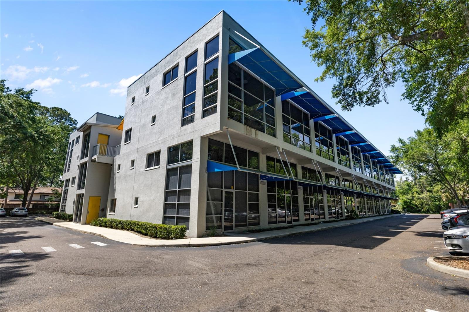 Image 3 of 22 For 2515 35th Place 203