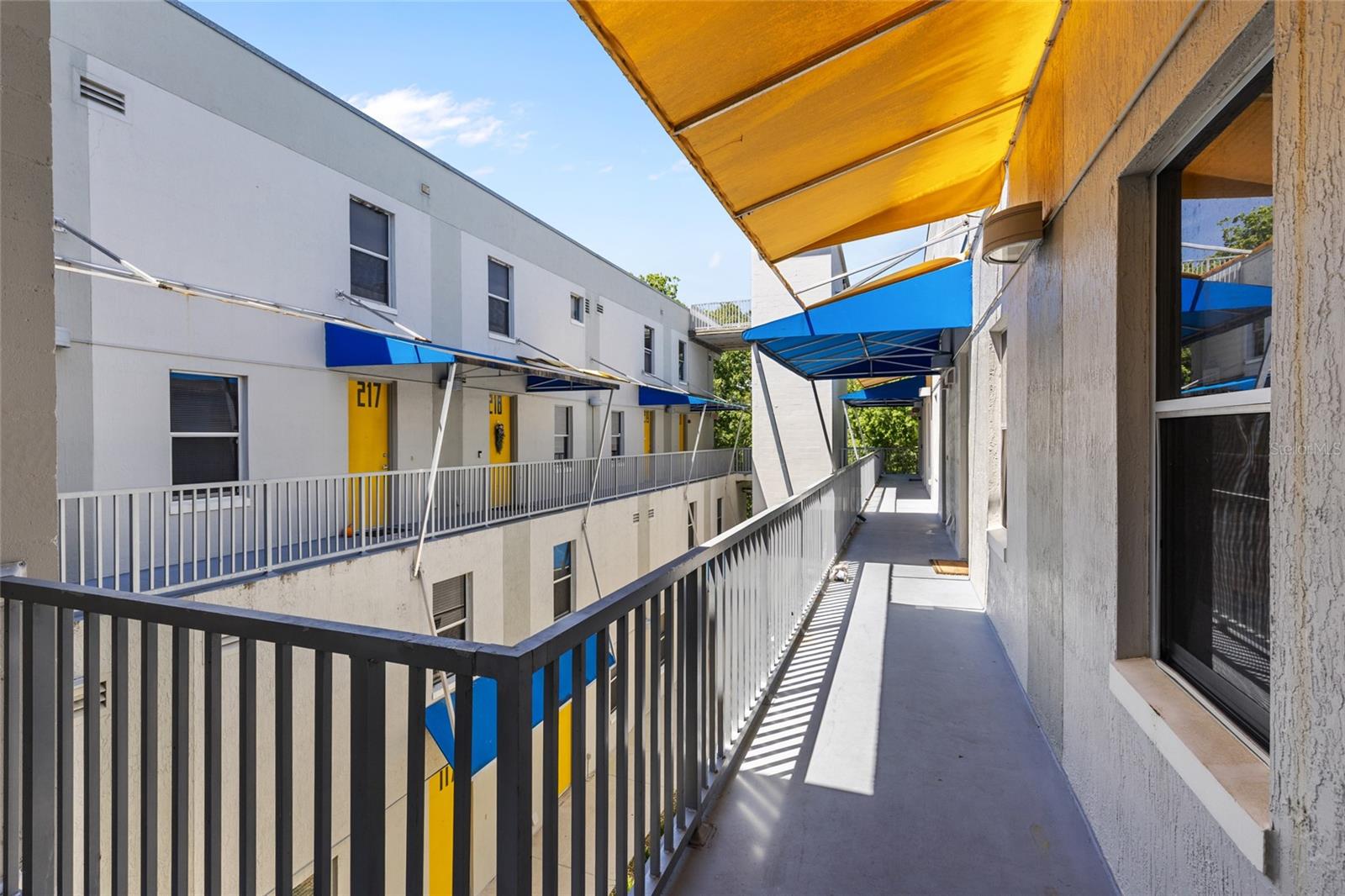 Image 4 of 22 For 2515 35th Place 203