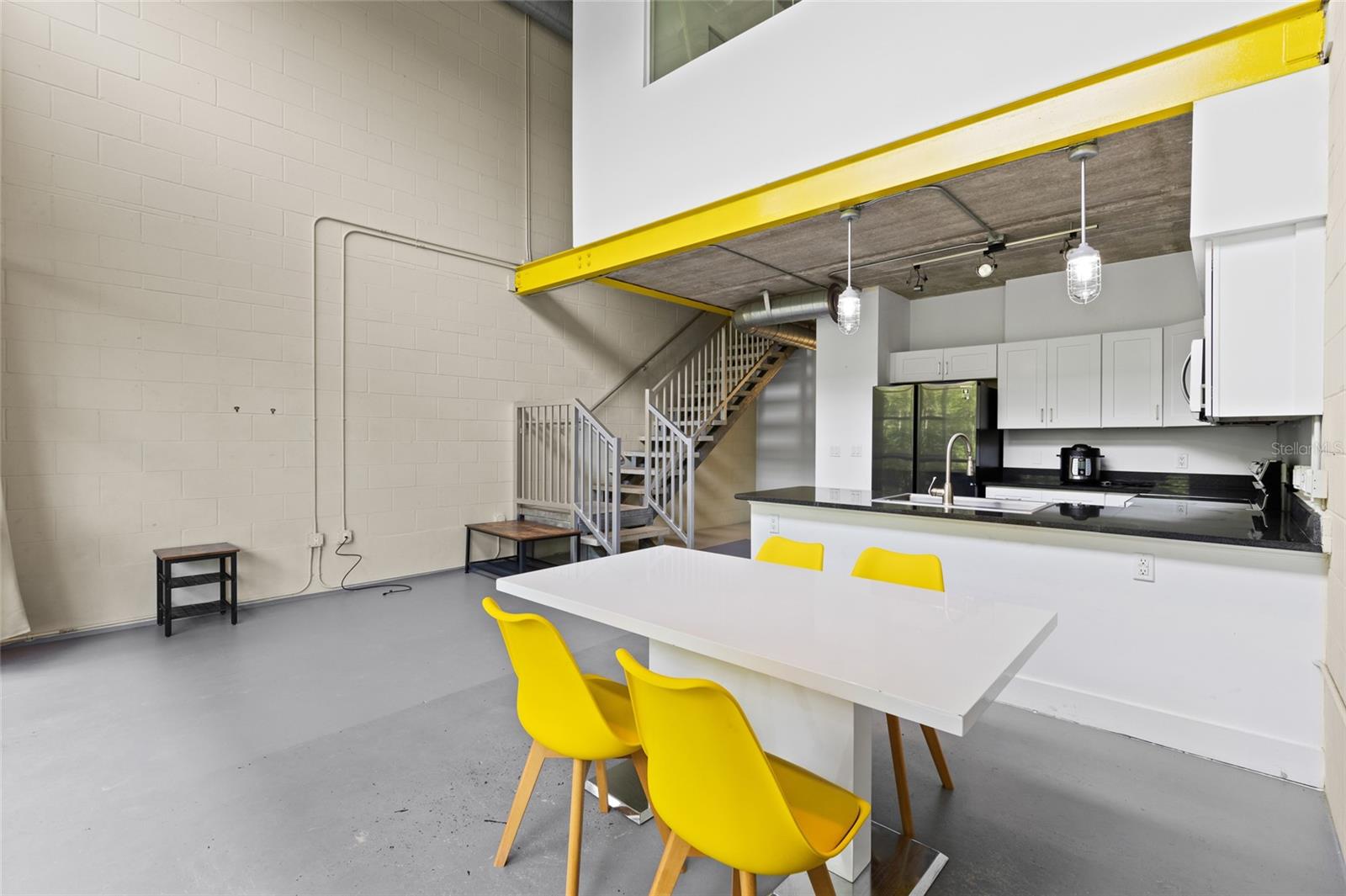 Image 8 of 22 For 2515 35th Place 203