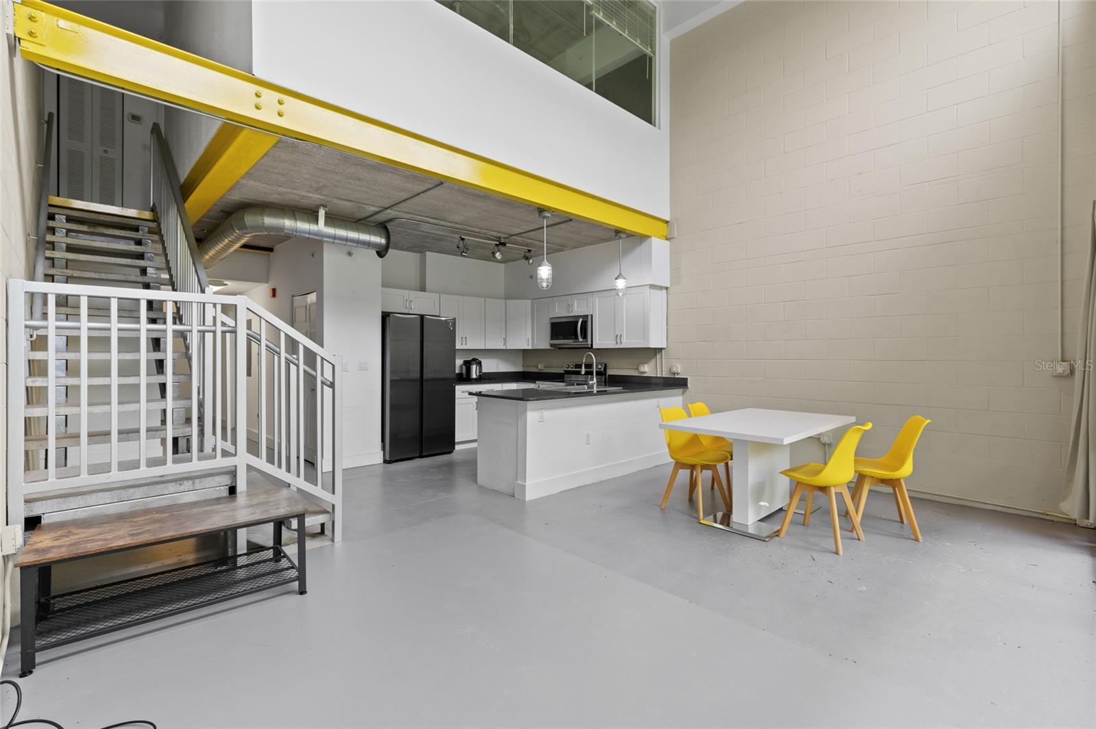 Image 9 of 22 For 2515 35th Place 203