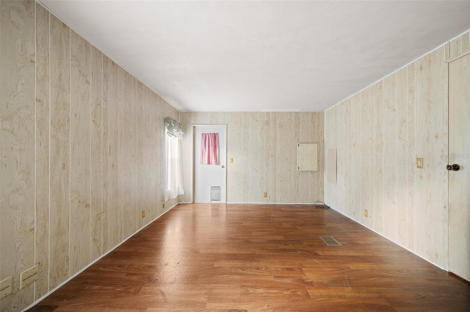 Image 14 of 23 For 8684 41st Terrace