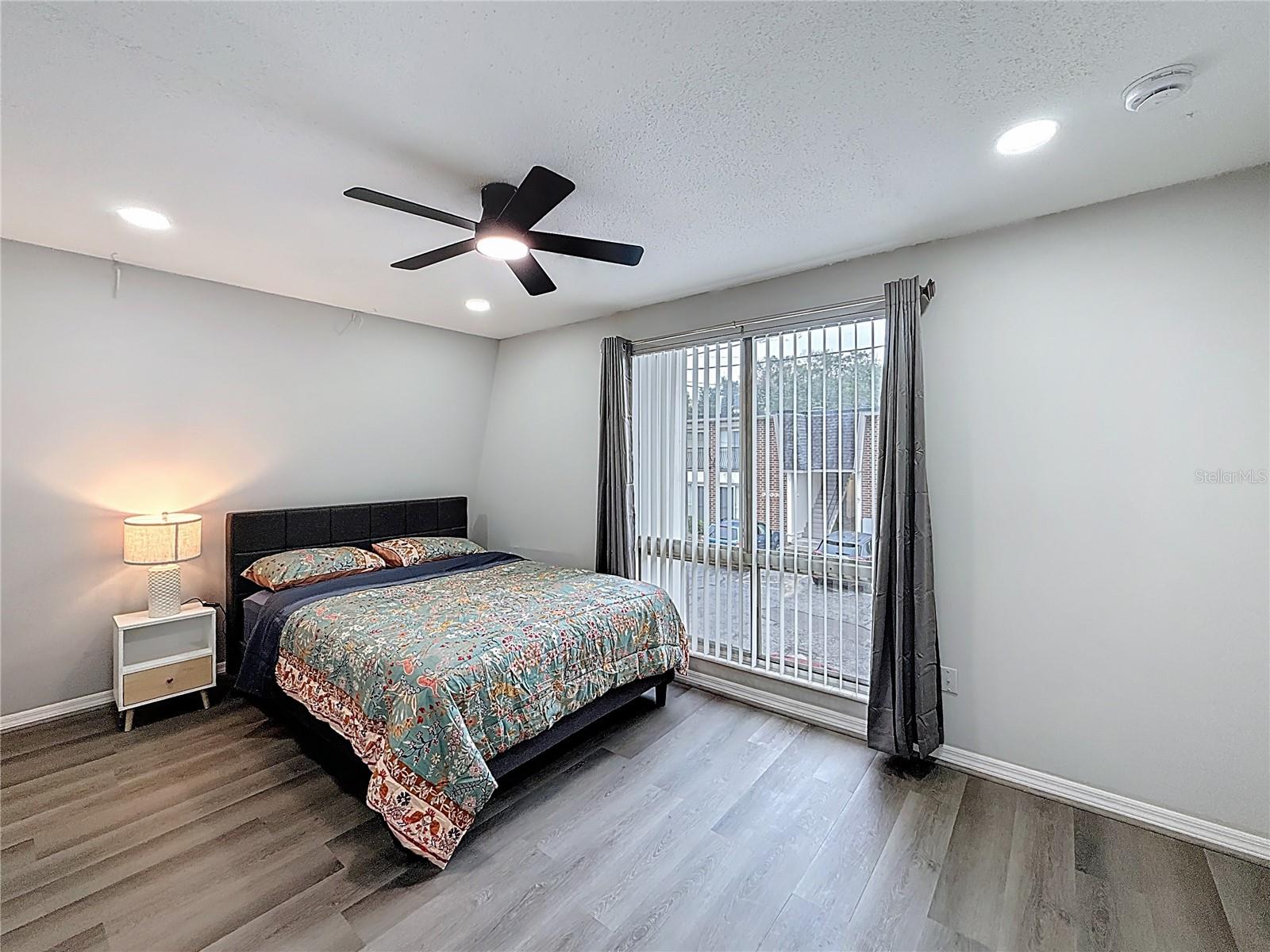 Image 20 of 28 For 1700 16th Court J21