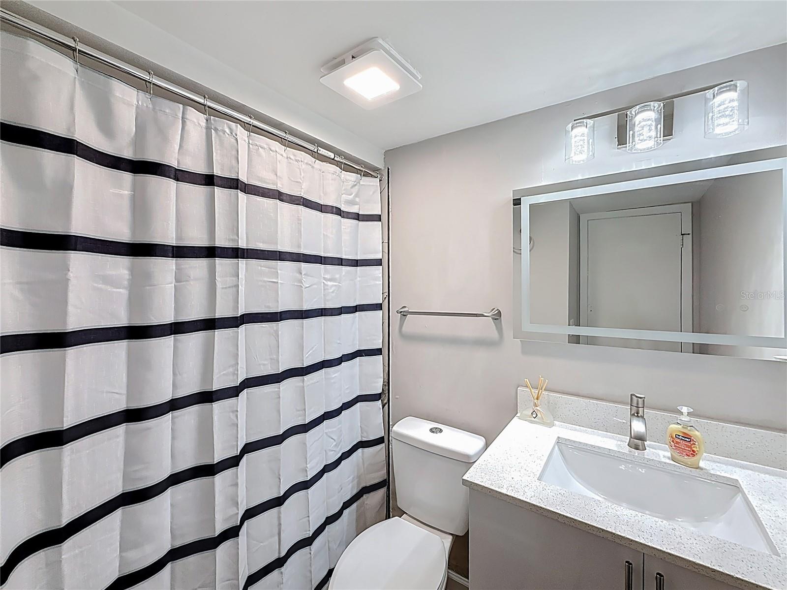 Image 23 of 28 For 1700 16th Court J21