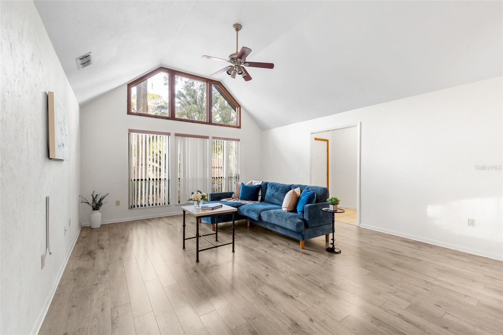 Image 7 of 29 For 1901 74th Terrace