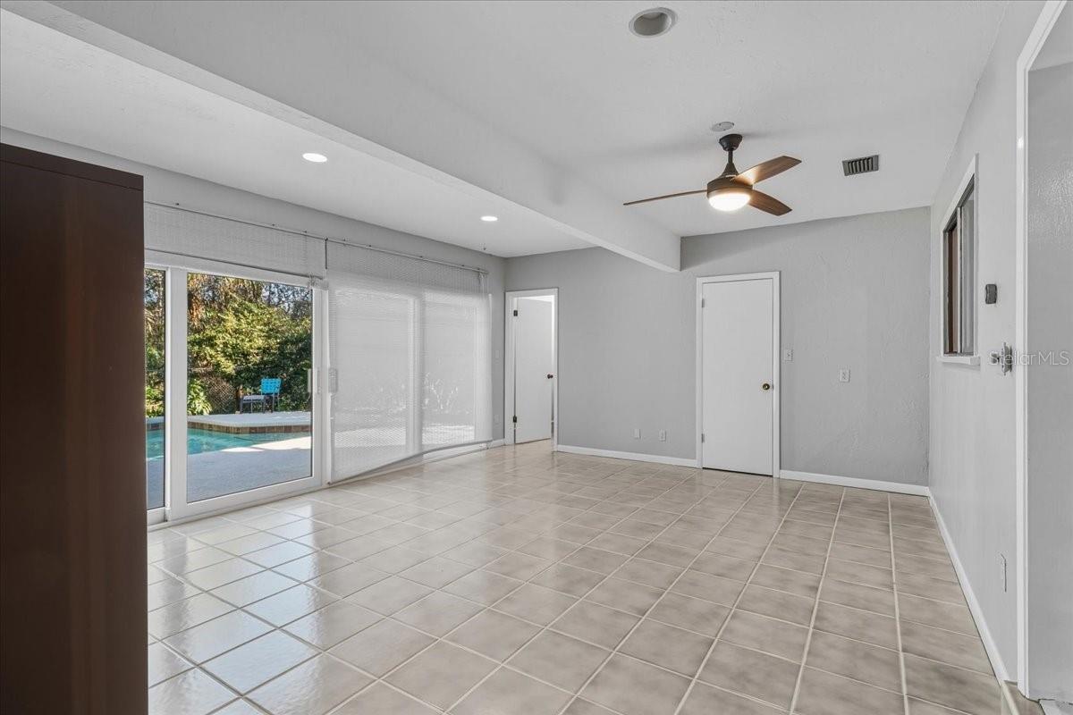 Image 16 of 33 For 1707 51st Terrace