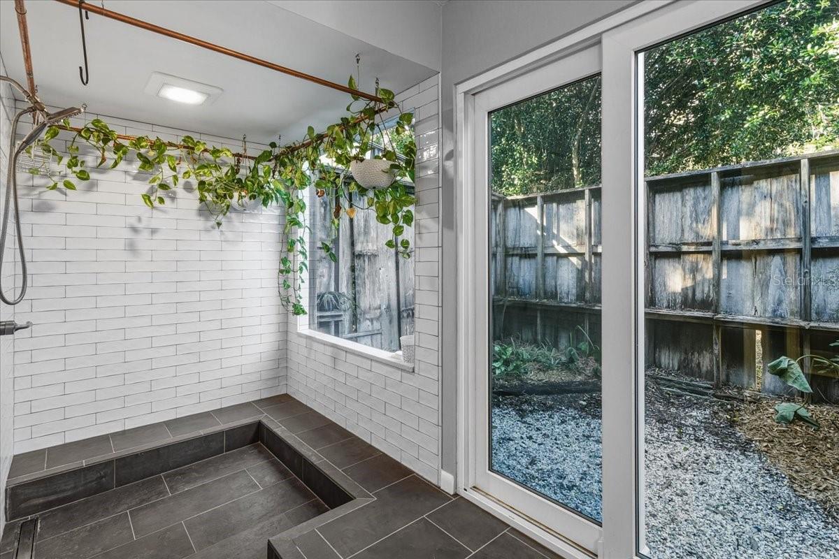 Image 30 of 33 For 1707 51st Terrace