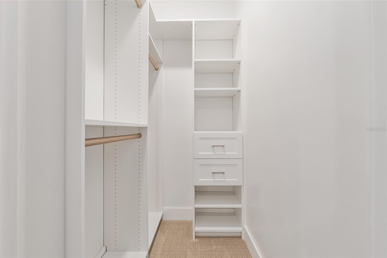 Image 17 of 82 For 2601 Williston Road 106