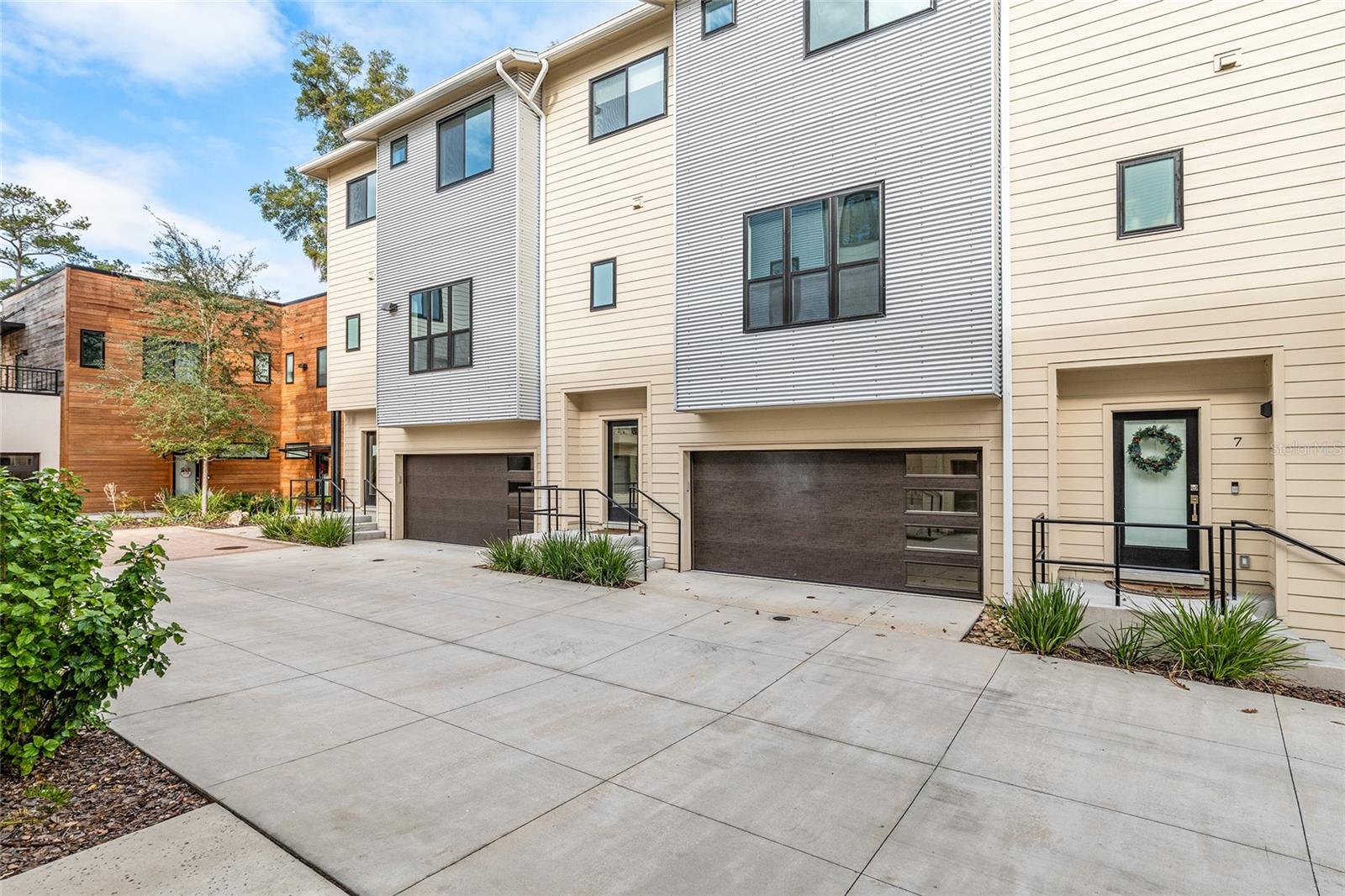 Image 2 of 82 For 2601 Williston Road 106