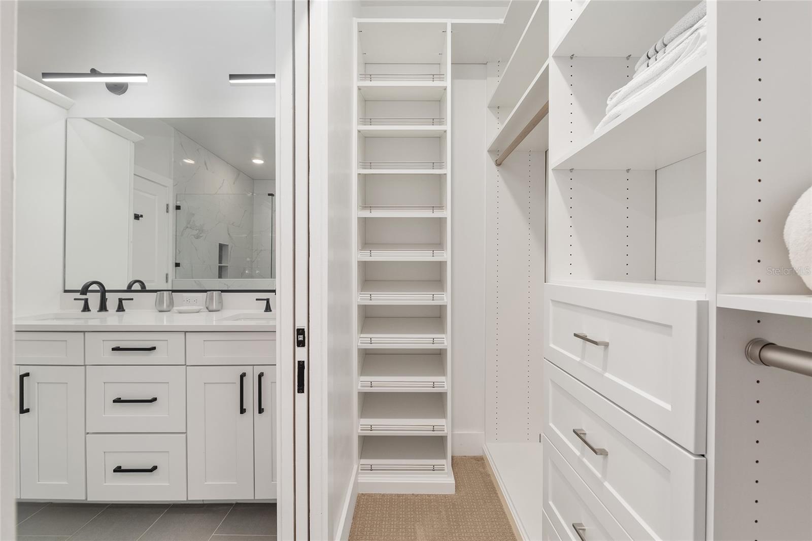 Image 61 of 82 For 2601 Williston Road 106