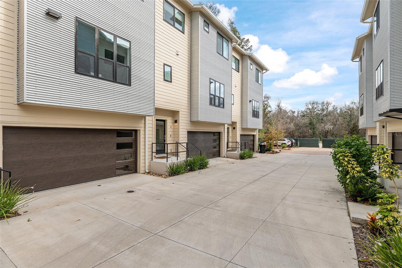 Image 73 of 82 For 2601 Williston Road 106