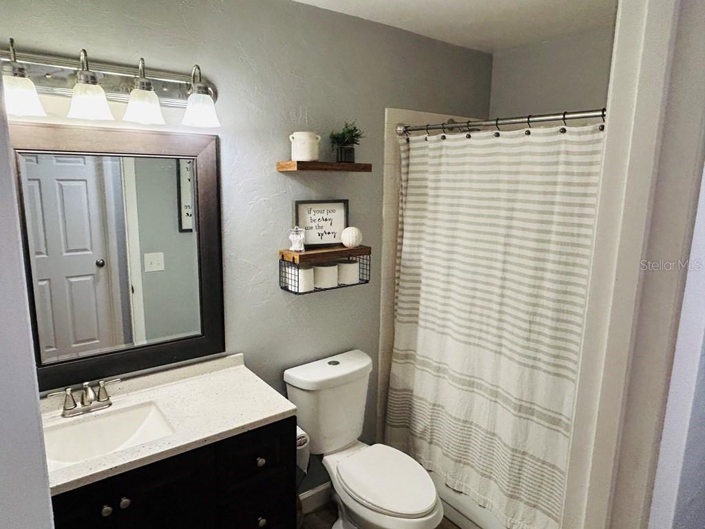 Image 5 of 16 For 25429 19th Avenue