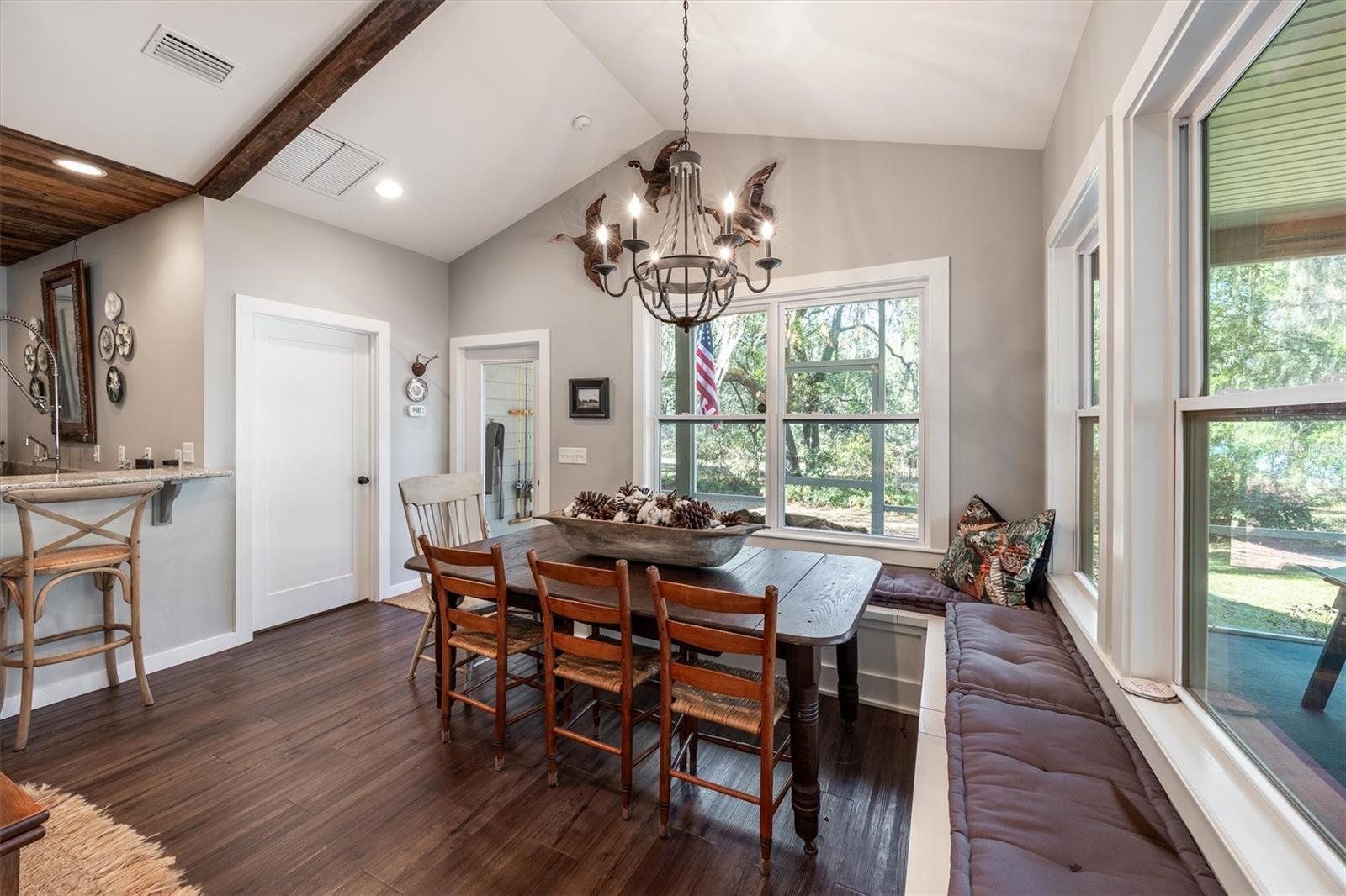 Image 14 of 48 For 1412 Baden Powell Road