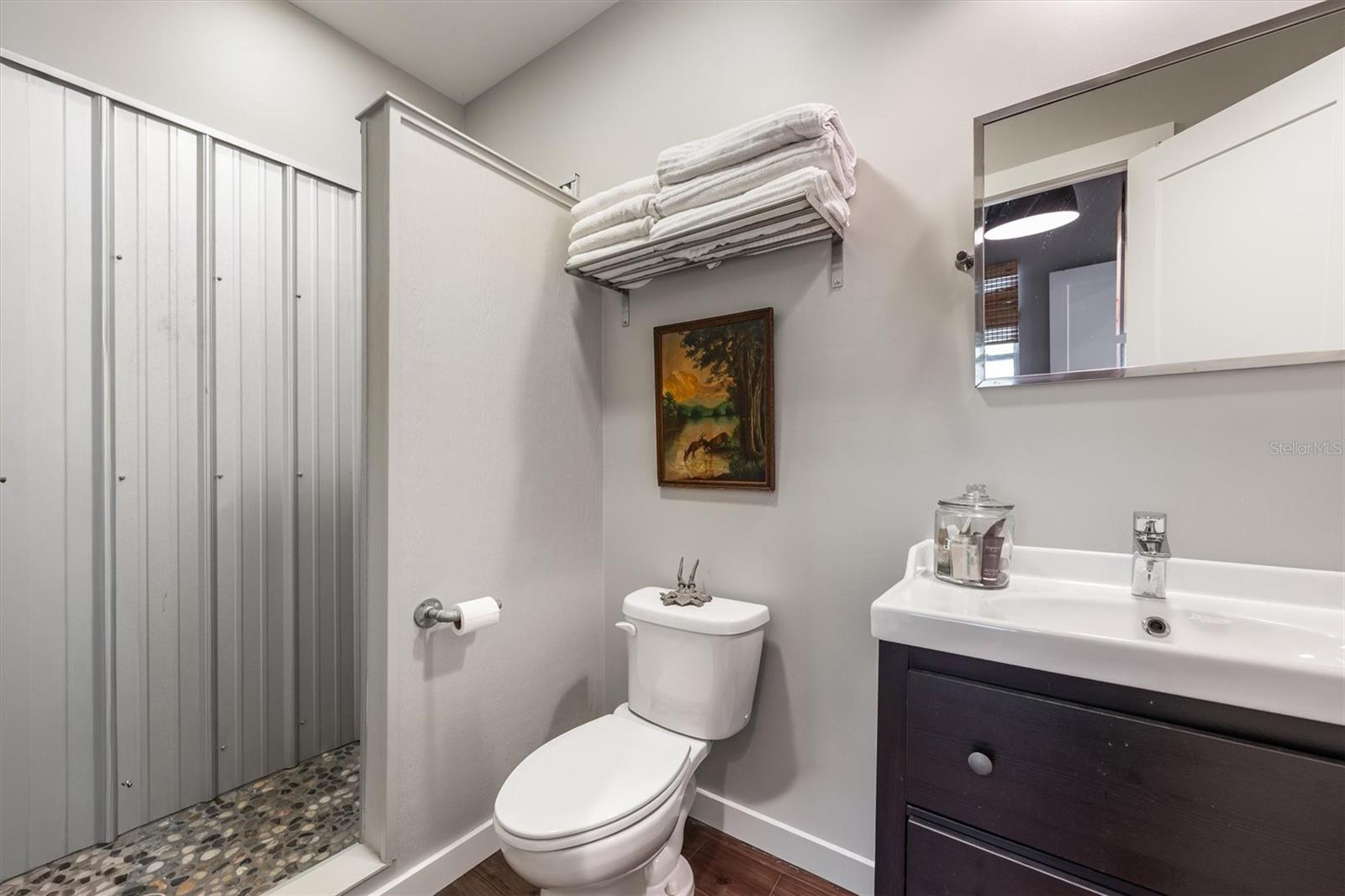 Image 24 of 48 For 1412 Baden Powell Road