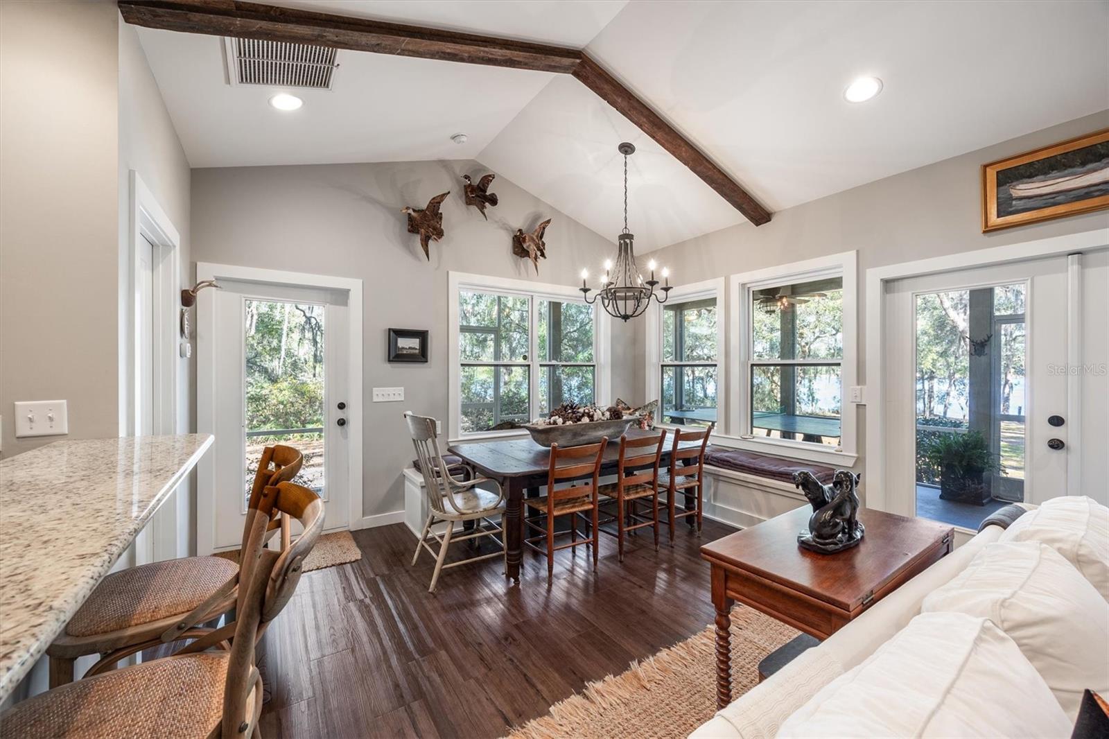 Image 5 of 48 For 1412 Baden Powell Road