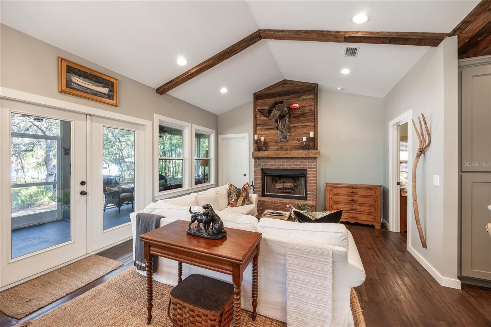 Image 7 of 48 For 1412 Baden Powell Road