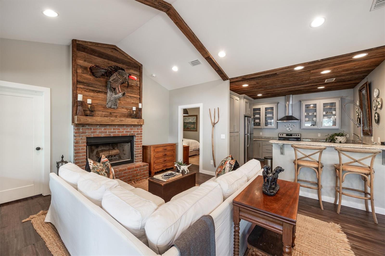 Image 8 of 48 For 1412 Baden Powell Road