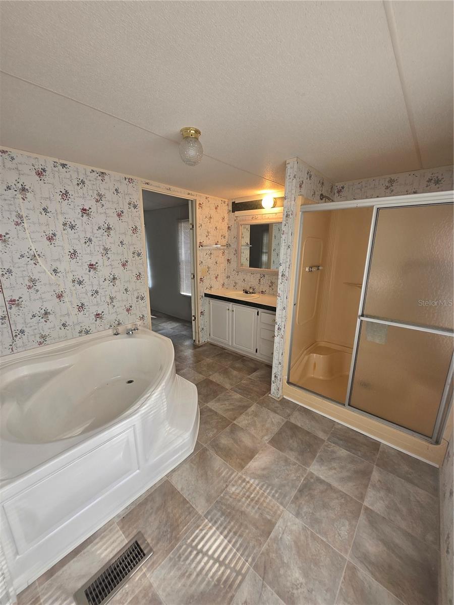 Image 20 of 29 For 6343 Beloit Avenue