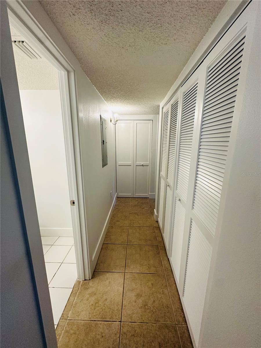 Image 13 of 28 For 4805 Alt 19 217