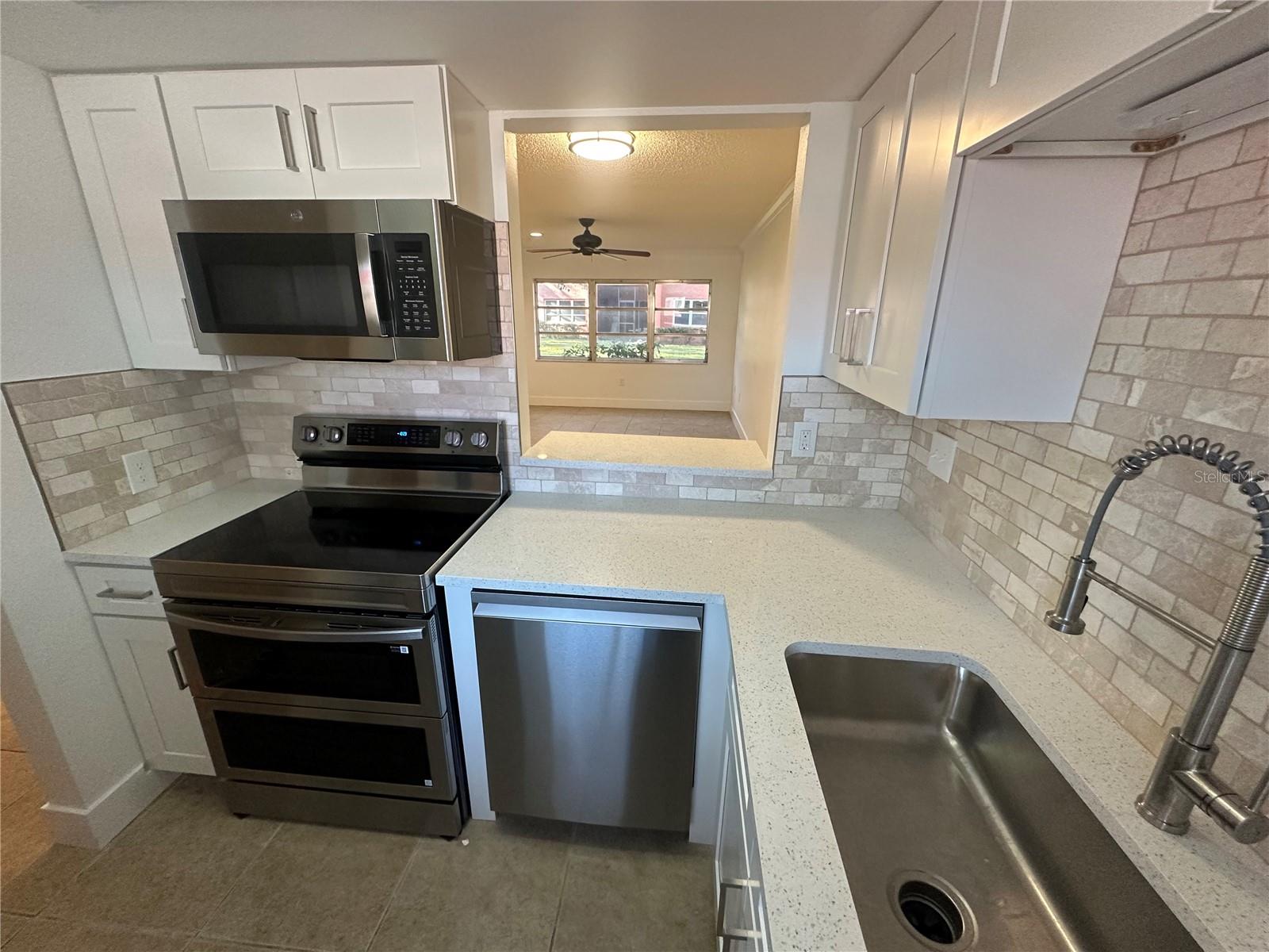 Image 7 of 28 For 4805 Alt 19 217