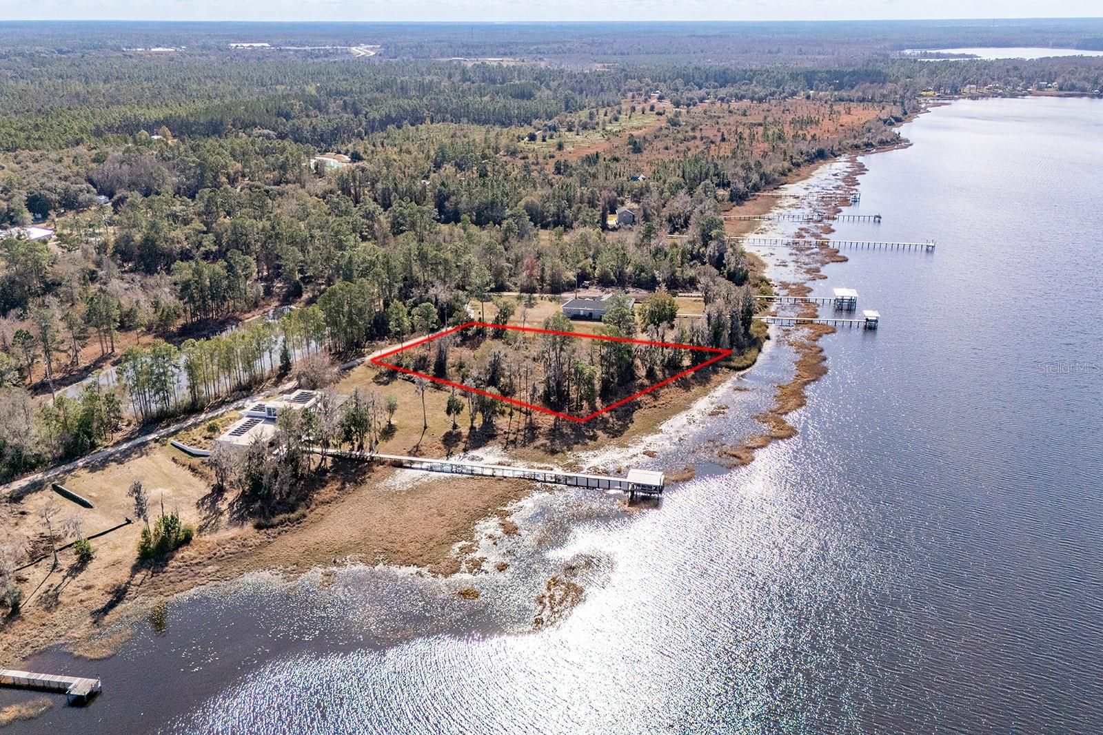 Image 17 of 54 For Lakeshore Drive