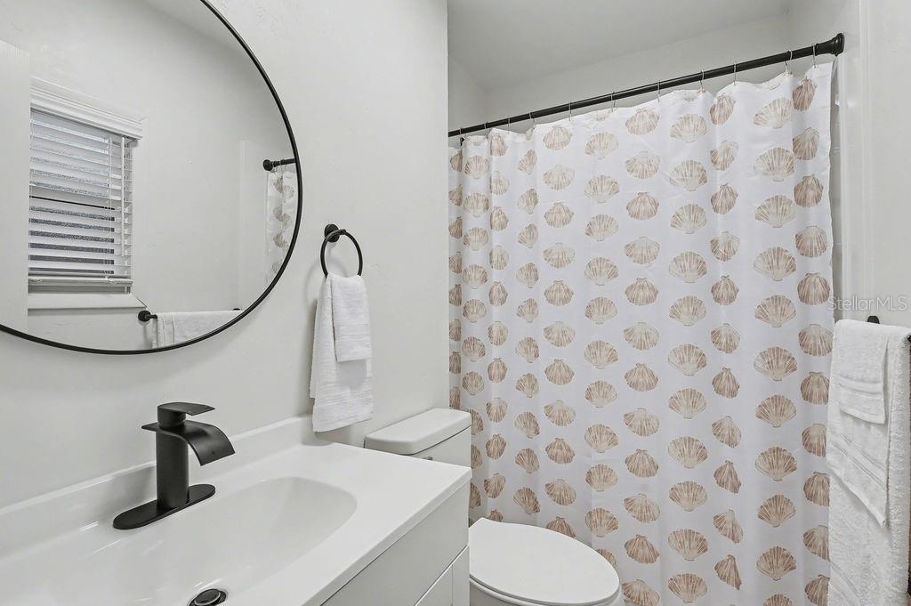 Image 15 of 27 For 526 3rd Street