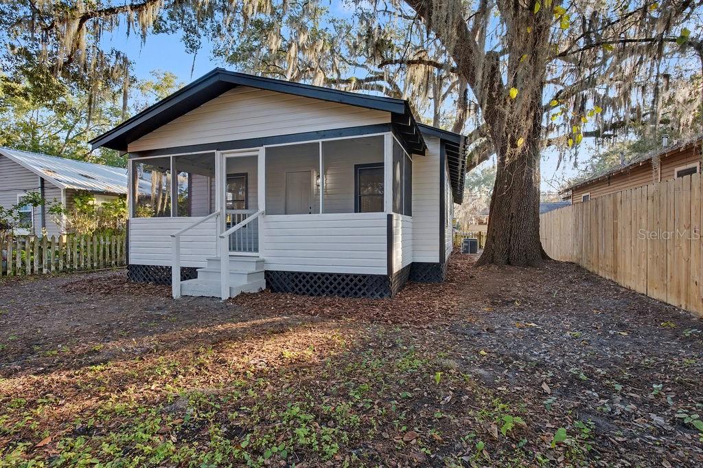 Image 27 of 27 For 526 3rd Street