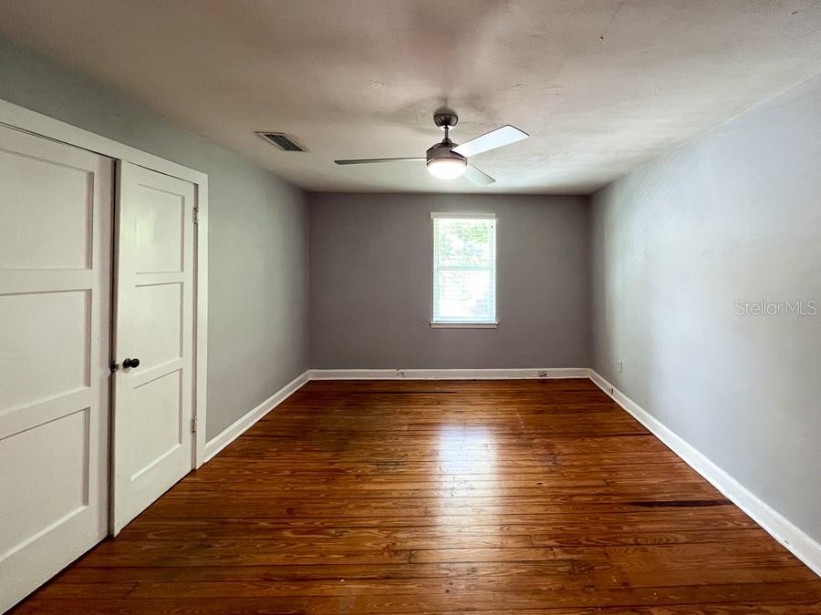 Image 10 of 20 For 204 18th Street 4