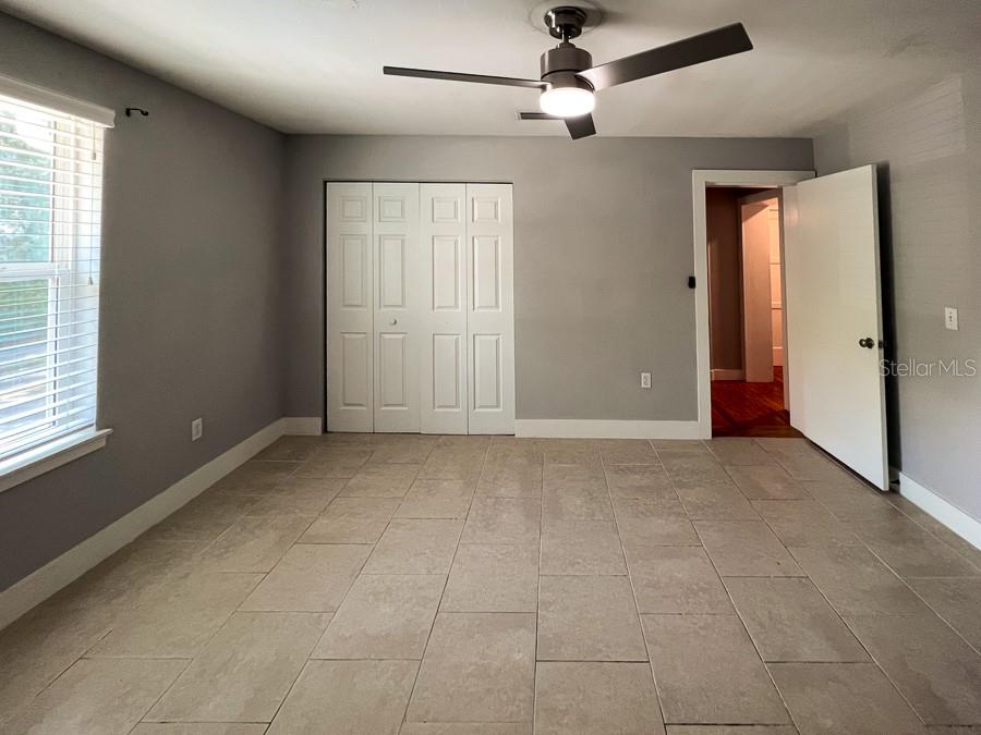 Image 17 of 20 For 204 18th Street 4