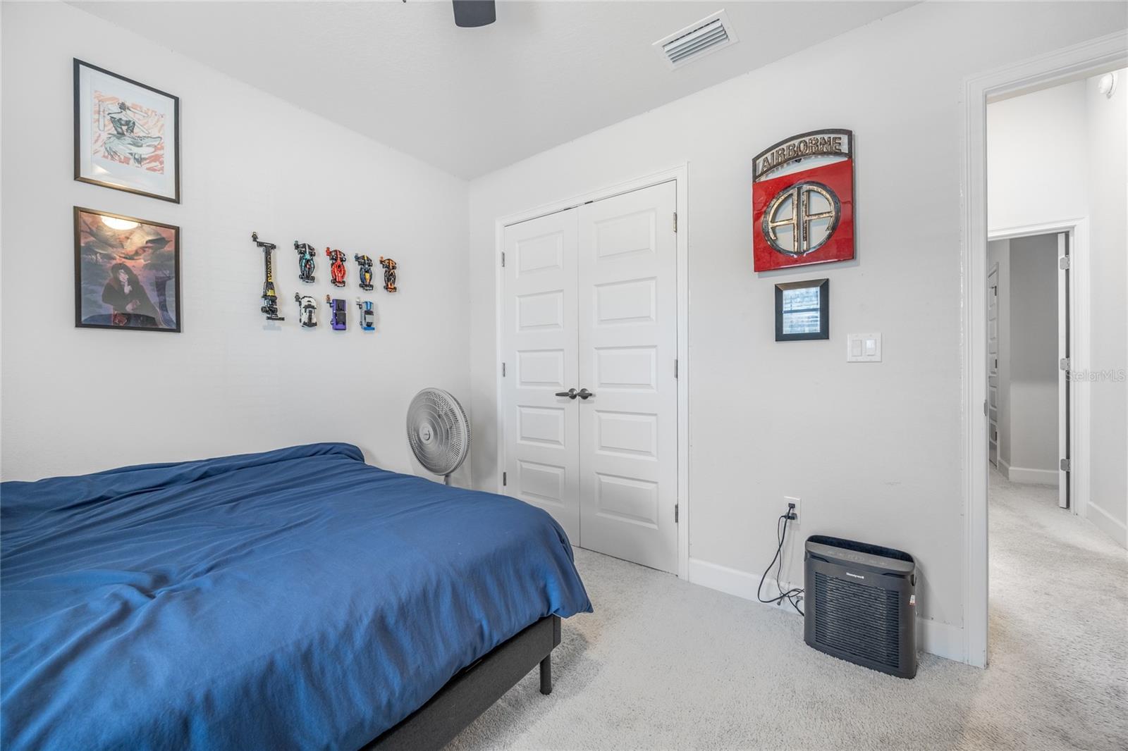 Image 34 of 52 For 25034 24th Place